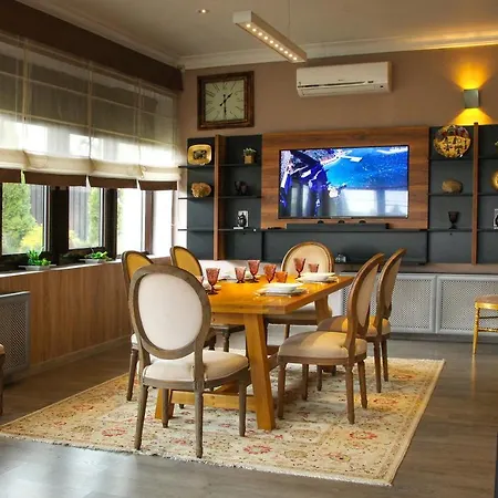 Villa Villa K